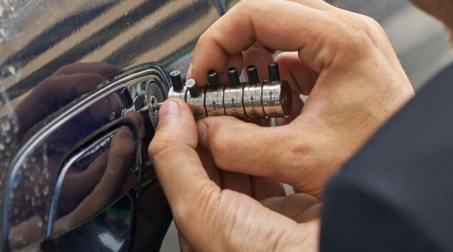 Professional New roof installation in Bruington, VA